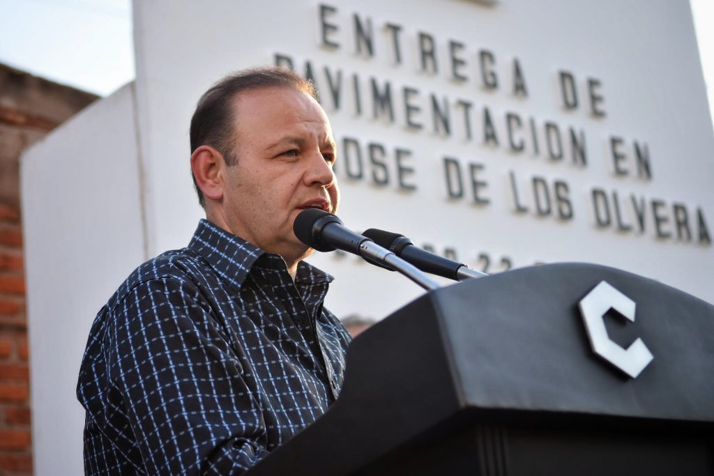 Rehabilitación de vialidades y urbanización San José de Los Olvera (4)