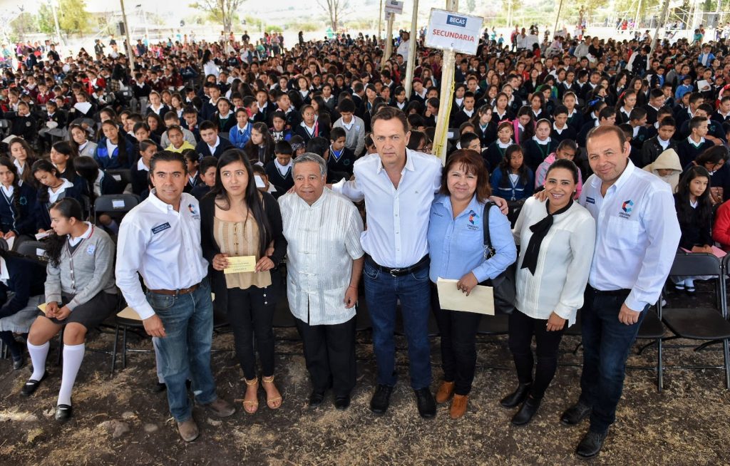 Becas 2017 (4)